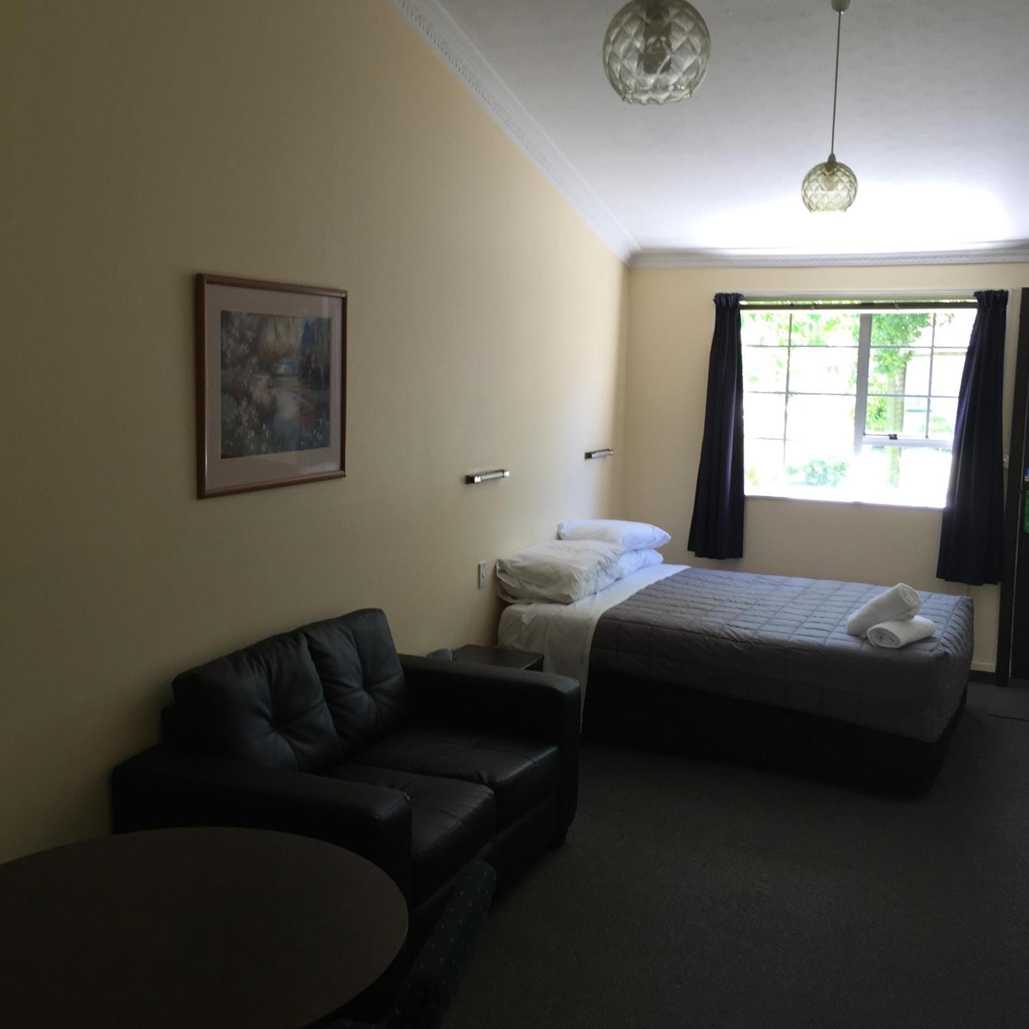 Ferry Motel Christchurch Bagian luar foto