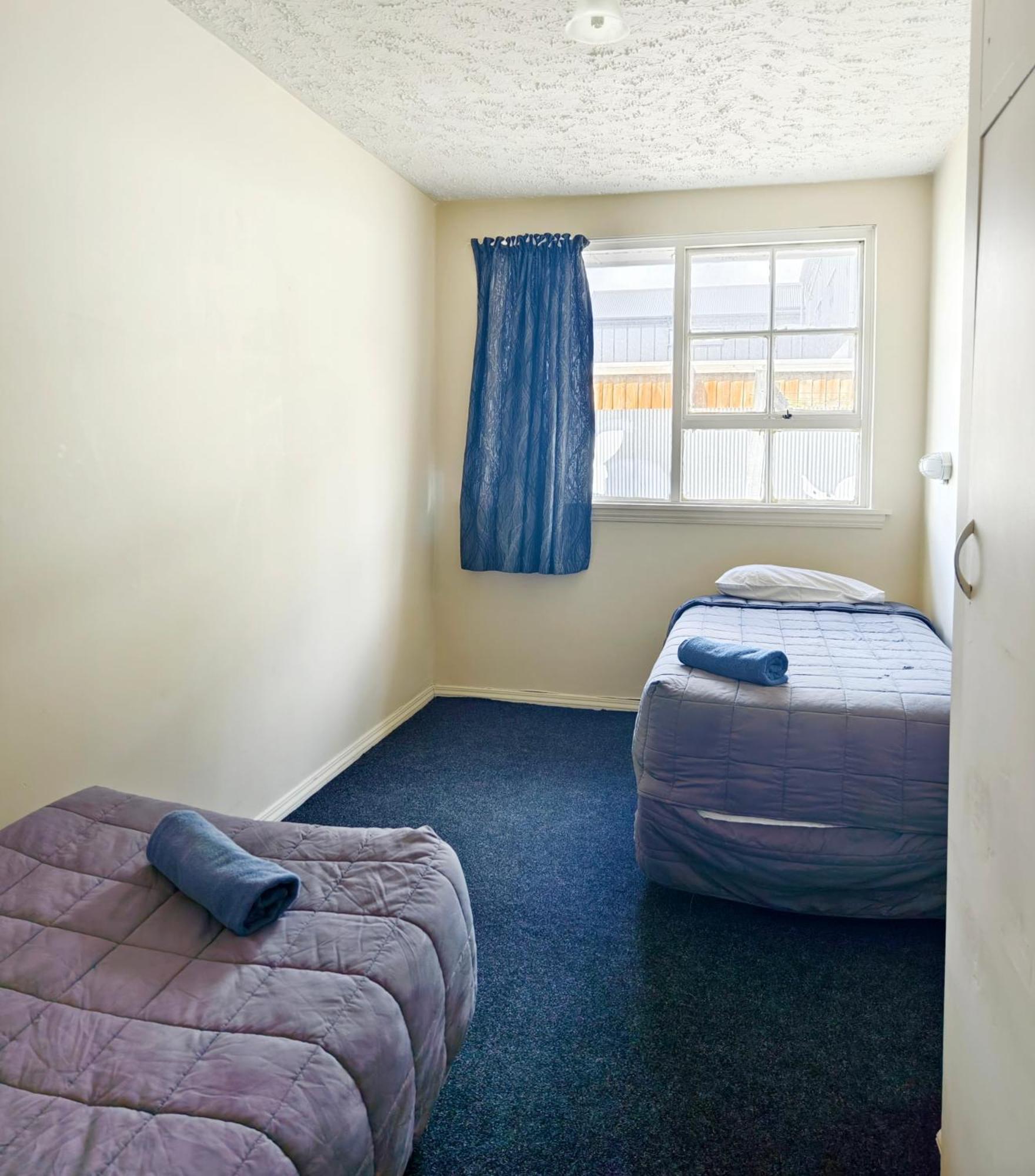 Ferry Motel Christchurch Bagian luar foto