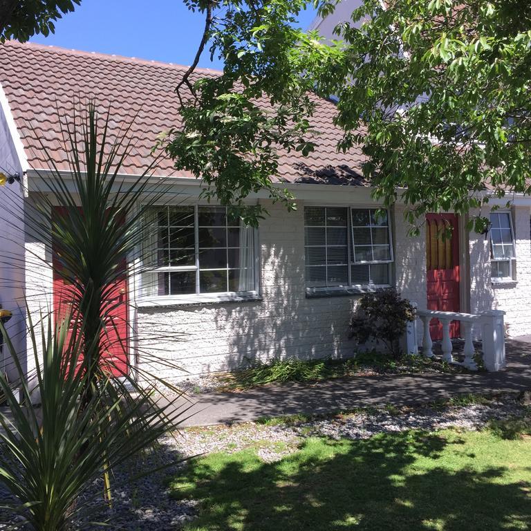 Ferry Motel Christchurch Bagian luar foto